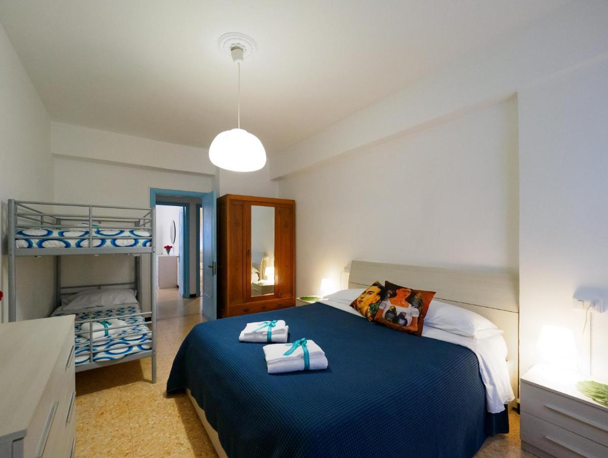 La Casa Di Frida Apartment Vernazza Bagian luar foto