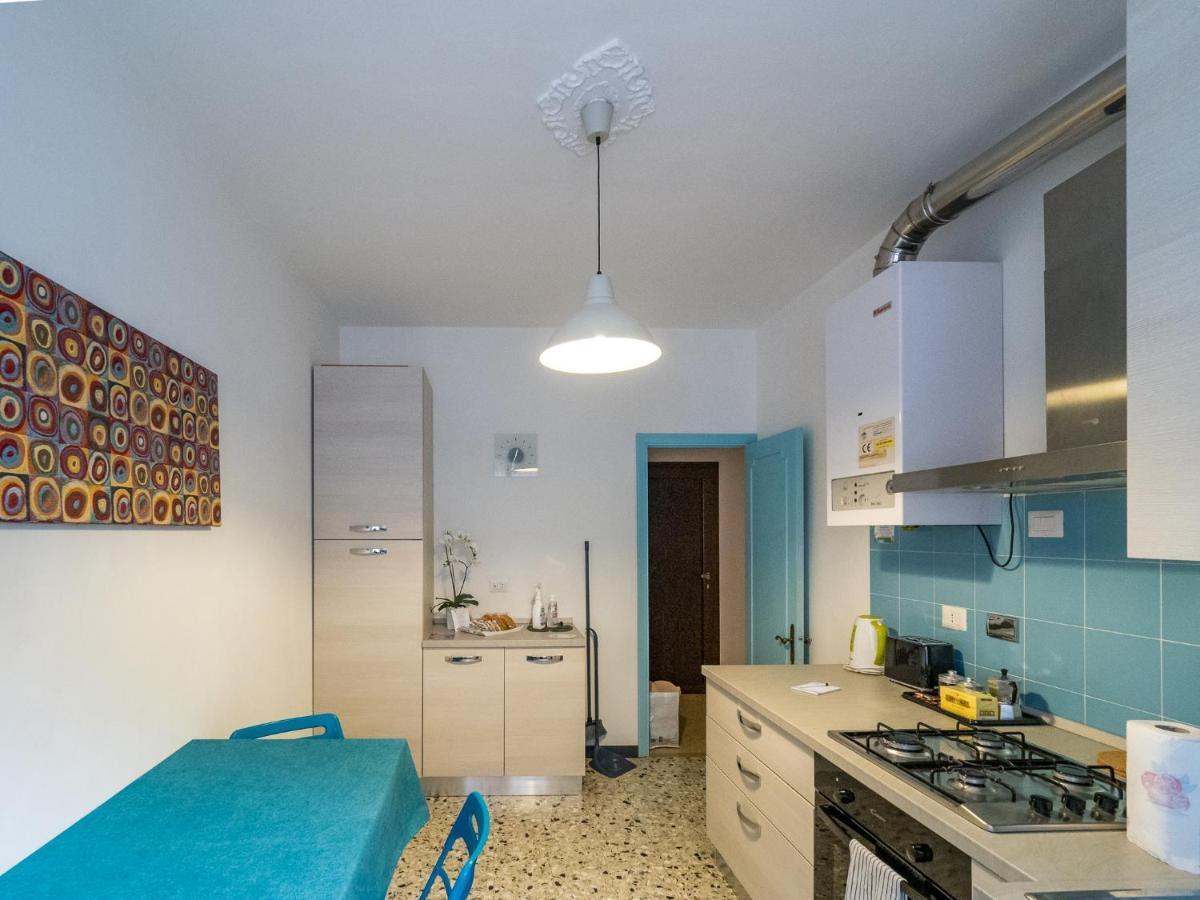 La Casa Di Frida Apartment Vernazza Bagian luar foto